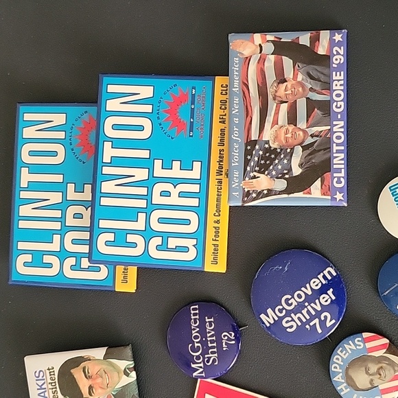 Vintage Lot of Political Buttons Pinbacks and Stickers - Picture 2 of 4